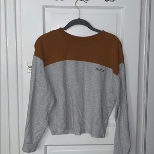 RVCA cropped long sleeve !! Light weight